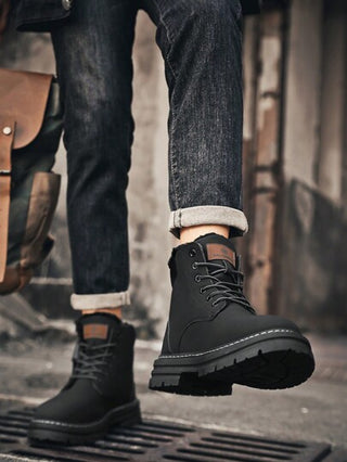 زوج من الحذاء الكاحلي البواب المبطن حراريًا مع طراز الخطابات، بوت عمل عالي من PU للخارج، بوت دراجة نارية أسود أحادي الجنس