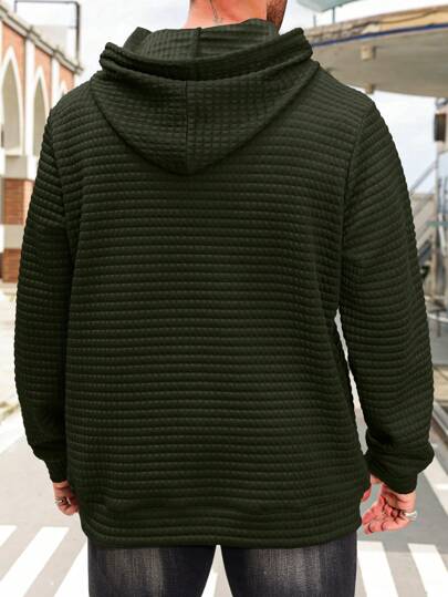 Manfinity Homme بلوزة رياضية مقاسات كبيرة للرجال بقماش معقود مُنسوج