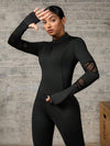 SHEIN Sport Studio مجموعة رياضية للنساء تتكون من ملابس علوية طويلة الأكمام رقبة عالية من شبك متباين بتصميم بسيط، وبنطلون رياضي لياقة بدنية ومجموعة سروال رياضي نسائي