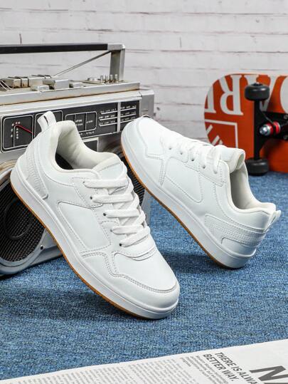 حذاء رياضي أبيض رجالي خفيف الوزن، قابل للتنفس، مناسب للارتداء اليومي والمشي والإجازات والحفلات، يمكن إهداؤه كهدية