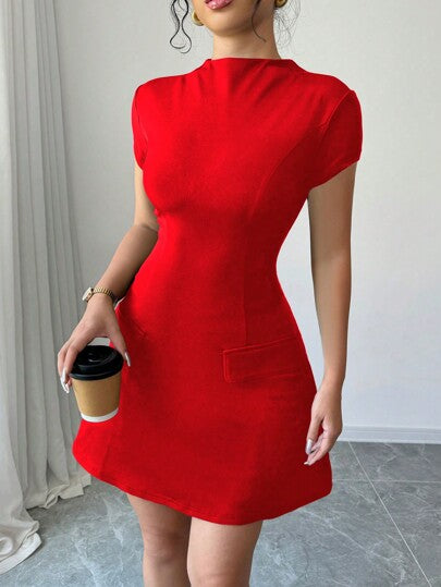 PETITE فستان قصير بسيط للنساء لون أسود أنيق، بياقة عالية وأكمام قصيرة مزيف للجيب، لملابس رأس السنة الجديدة