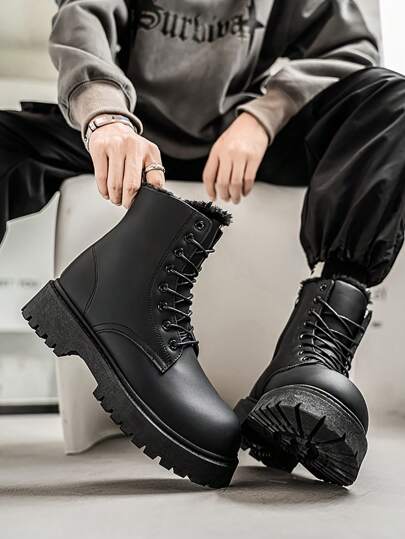 بوت جلدية عالية الجودة للرجال موديل 2024، سهلة التنسيق في كاجوال، مبطنة بالحرارة لفصلي الخريف والشتاء، مناسبة للإرتداء في الخارج والأراضي العشبية