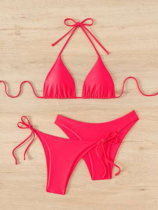 Swim Basics مجموعة بحرية صيفية 2025 من 3 قطع للمرأة: توب محصور منكشف الظهر بربطة على الرقبة + بكيني سفلي بربطات مثلثية هرسية اللون