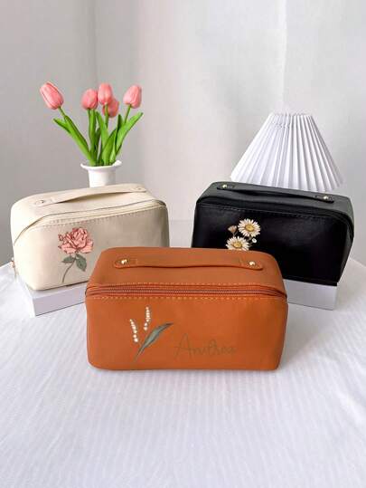 حقيبة مستحضرات تجميل شخصية محمولة من جلد PU مقاوم للماء، هدايا رفيقة العروس المخصصة، حقيبة سفر ذات سعة كبيرة وأنيقة