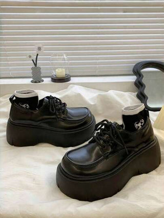 أحذية أوكسفورد حريمي أكسفورد ذو كعب سميك لنساء، الطراز البريطاني الكلاسيكي الجديد لربيع 2024، أحذية عشوائية مناسبة للسهرات ذات رباط