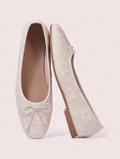 CUCCOO DOLLMOD أحذية شقق موضة مزينة بفيونكة لجو أعياد ورأس السنة الجديدة، مناسبة للخريف والشتاء