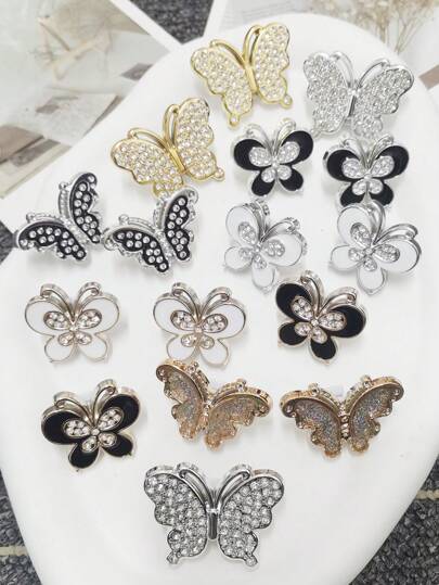 2 قطعة من سحر خيوط الحذاء الذهبية اللامعة من البلاستيك ABS بتصميم فراشة، إكسسوارات زخرفية بألماس ، كليبس لأحذية النساء والأحذية الرياضية وأحذية الثلج ، هدايا عيد الميلاد وعيد الهالوين (الأحذية غير مشمولة)