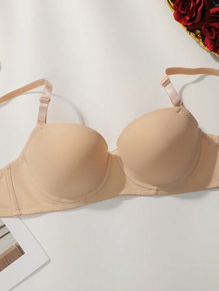 Shein Underwear&Sleepwear Basics مجموعتان من ملابس داخلية للسيدات بألوان كتلة، حمالة صدر بسلك وسراويل داخلية مثلثة