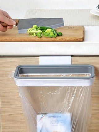 قاعدة حاوية النفايات على باب الخزانة قطعة واحدة، حامل مشنقة للأكياس النفايات، مع غطاء قابل للإزالة - لتخزين الخزانة، رف تعليق الباب الأبيض الخلفي متعدد الوظائف لحامل أكياس القمامة للمطبخ