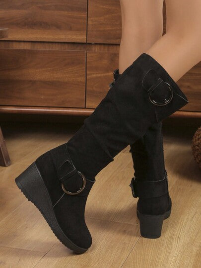 بوت نسائية ذات كعب سميك مرتفع مع سحاب جانبي حتى الركبة، من قماش الجلد المدبوغ، بوت مريحة وعملية للاستخدام اليومي