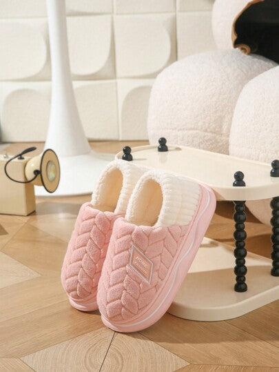 نعال منزلية للسيدات بتصميم بسيط مانعة للانزلاق لمناسبات الخارج/الداخل ، ذات وسادة سميكة وفرو صناعي، جديدة لفصل الخريف/الشتاء