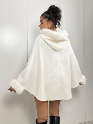 EZwear معطف كيب مزين بالفرو مع أزرار أمامية كاجوال للنساء، مناسب للخريف / الشتاء