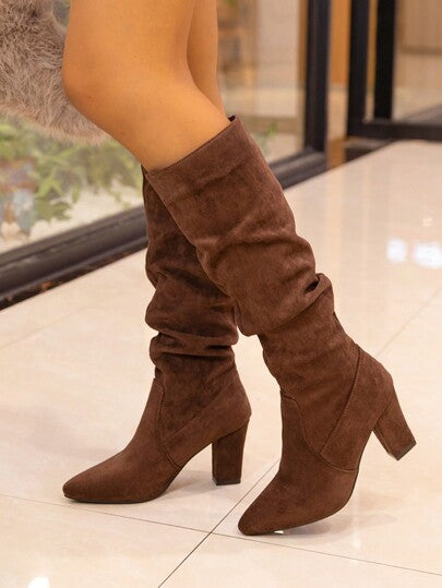 بوت طويلة سوداء رفيعة الكعب عالية الخصر موضة خريف/شتاء 2024 ، برقبة طويلة وأصبع حاد ونعل سميك للنساء