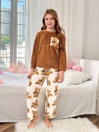 بيجاما مجموعة بنطلون نوم وبلوزة كم طويل رقبة طاقم للفتيات المراهقات، البلوزة بطباعة دب بني ولها جيب أمامي ، والبنطلون المبطن بنمط البدب ناعم ودافئ للخريف والشتاء