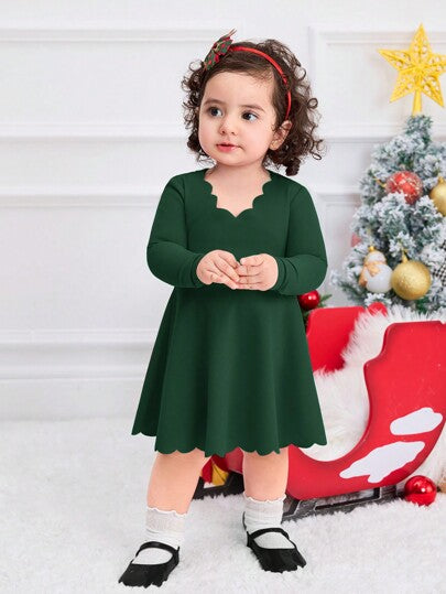 فساتين بيبي فستان أنيق وظريف بأكمام طويلة ذو طرف موجي للبنات الصغار في فصل الخريف وأعياد الميلاد، موحد اللون