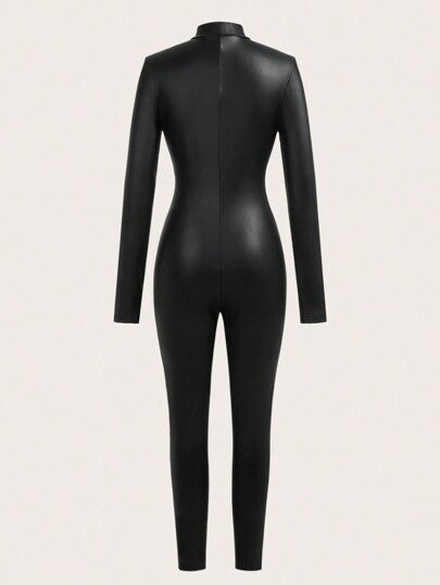 SHEIN EZwear جمبسوت حريمي قطعة واحدة من جلد البي يو الأسود مرن مزودة بسحاب أمامي