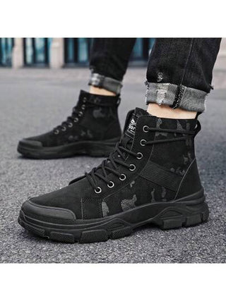 أحذية عمل مموهة عالية الجودة برباط علوي للرجال، أحذية جلدية من البولي يوريثان عصرية عصرية للاستخدام في الهواء الطلق، مسامية ومضادة للانزلاق، مثالية للأنشطة الخارجية مثل السياحة والمشي لمسافات طويلة وما إلى ذلك.