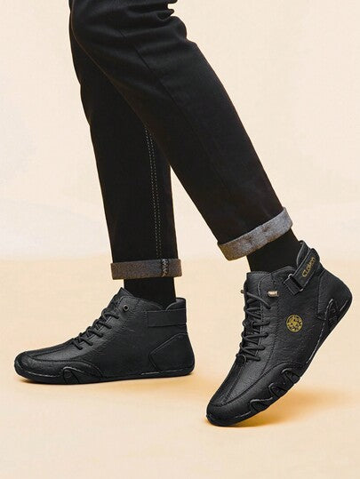 CLOHOO بوت كاحل للرجال بتصميم أخطبوط ناعم طرف القدم وقشرة ناعمة من علامة تجارية CLOHOO اليدوية المصنوعة ، بوت ركوب جلدية عالية الكاحل للرجال