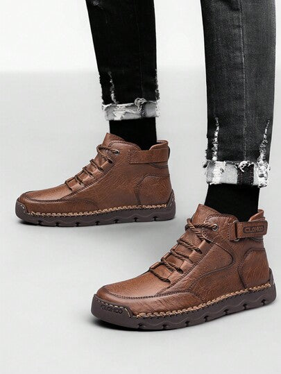 CLOHOO بوت رجالية قصيرة معشقة يدويًا من علامة تجارية CLOHOO، بوت جلدية رجالية عالية الرقبة، بوت التنزه، بوت المشي