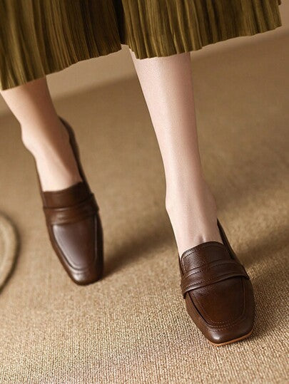 أحذية نسائية كاجوال بكعب كتلي مربع الرؤوس ،قطعة واحدة، لينة القاعدة، مريحة ، بني، متعددة الاستخدامات للعمل والحفلات والربيع /الخريف