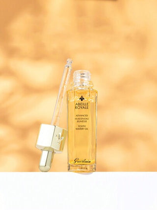 Guerlain زيت وجه جيرلان أبي رويال المتطور لتجديد الشباب، 15 مل، زيت وجه متعدد الوظائف ذو قوام خفيف كالماء وكثيف كالزيت وفعال كالسيروم