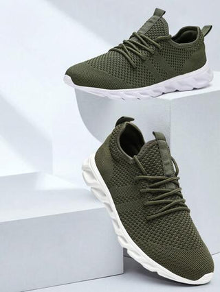 أحذية رياضية رجالية من الشبك المتنفس أربطة أحذية مسطحة للتدريب والتنس والمشي مريحة وخفيفة الوزن باللون الأخضر