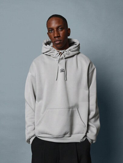 SUMWON بلوفر مبطن بقميص هودي من الملابس الخارجية العصرية، مطبوع عليه شعار بلون الظل، مجموعة الخريف والشتاء، تصميم أساسي مبسط، طراز حضري كلاسيكي، قياس مريح، ملابس رياضية للاستخدام اليومي