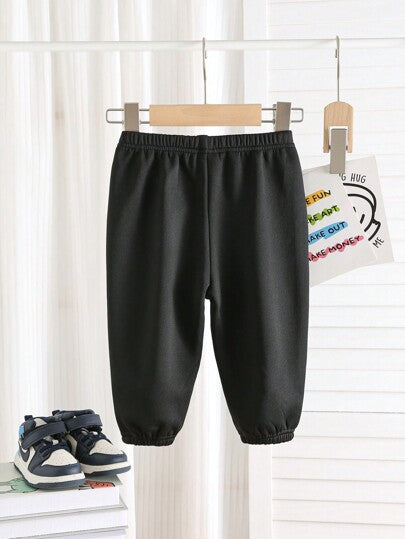 SHEIN بنطلون رياضي للأطفال الرضع، سائب، خصر مطاطي، مبطن حراريًا، لون أسود وأبيض، متعدد الاستخدامات للارتداء في الأماكن الداخلية والخارجية، مناسب للشتاء