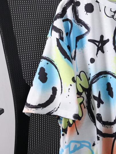 مجموعة تيشيرت كم قصير مطبوع برسومات الغرافيتي وشورت للفتى المراهق