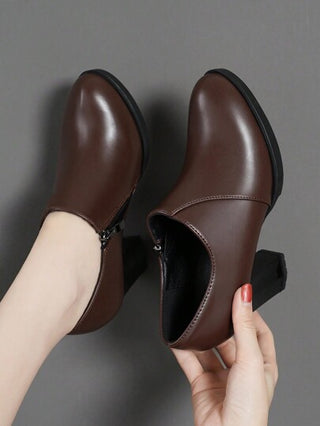 بوت كاحل للنساء ، بوت قصيرة ، بوت كعب عالي ، بوت جلدية ذات أصابع مدورة ، بوت عمل احترافية ، بوت عميقة القطع ، بوت رقص منصة مقاومة للماء ، بوت حفل للفستان الصيني الممر الشهير