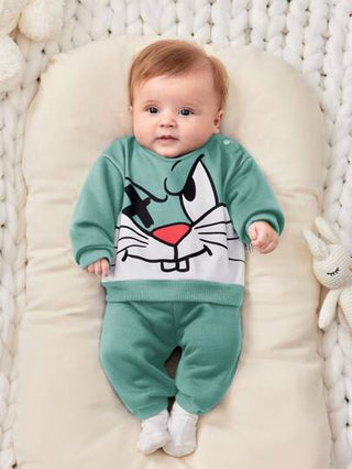 مجموعة قطعتين للبيبي ولد، بتصميم فضفاض مريح من بنطلون محبك ذو لون واحد وكنزة هوديي، مناسب للسفر في فصل الخريف/الشتاء