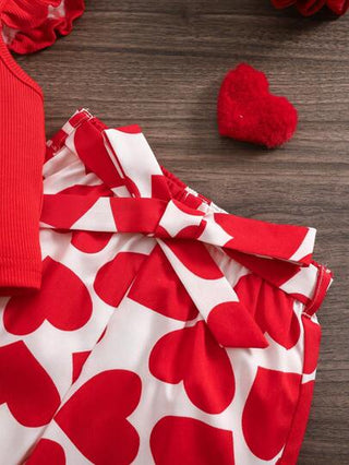 SHEIN طقم ملابس علوية بلا أكمام بنقشة قلب أحمر وبناطيل طويلة لبنت صغيرة، مجموعة كيوت للصيف وعيد الحب