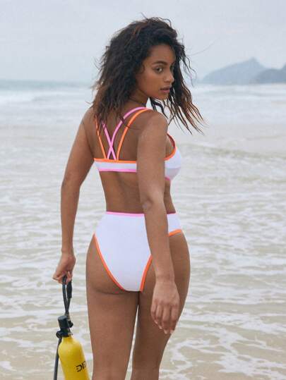 مايوه حريمي قطعة واحدة Swim SPRTY بدلة سباحة نسائية بقطعة واحدة ذات لون أبيض نقي وتصميم متقطع على الخصر للصيف