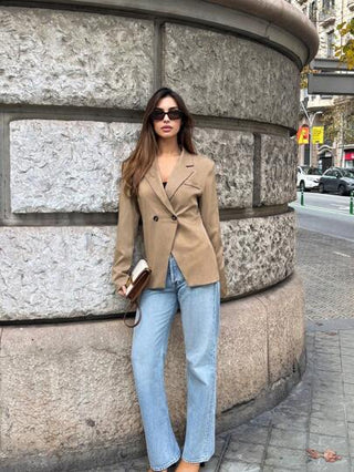 Calvaya معطف نسائي أنيق بلون سادة بياقة مستديرة، ذو أزرار مزدوجة، جيوب مزيفة وأكمام طويلة، بقصة منتظمة، للخريف والشتاء