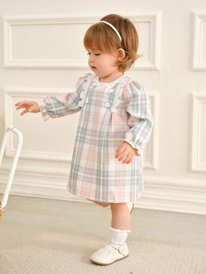 فساتين بيبي Souflis Souflis فستان كاجوال مريح للطفلة باللون الأخضر الزيتوني مع رقع مشكل الياقة، بأكمام طويلة، بطراز كوري مميز للربيع والخريف