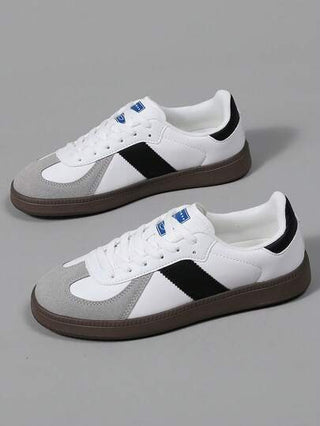 أحذية رياضية كاجوال رجالية منفوشة خفيفة الوزن مريحة القدم، ذات أصابع مستديرة وأربطة ربط مسطحة