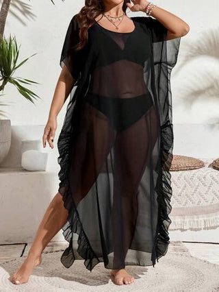 Swim Lushoire بزي دانتيل شبكي مثير بتصميمات خاصة للأحجام الكبيرة مع فتحة جانبية لتغطية الأزياء الصيفية