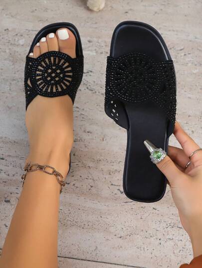 صندل شبشب نسائي مقاسات كبيرة مزين بكريستال ، صندل أنيق مناسب للارتداء خارج المنزل لكبار السن