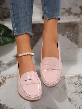 أحذية نسائية مسطحة بتصميم الجزمة مريحة، مقاسات كبيرة، سطح مرآة، لون أحادي، مرنة، مناسبة لجميع الفصول، تصميم بسيط، من البوليوريثان الأعلى، بطانة قماشية، وأسفل من مطاط TPR، بدون تقشير، يمكن غسلها باليد أو التنظيف الجاف المهني