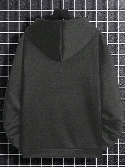 Manfinity Homme هوودي طويل الأكمام أحادي اللون بجيب للرجال كبار الحجم، بتصميم بسيط وكاجوال