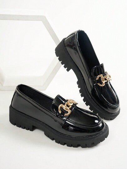 أحذية أوكسفورد حريمي نساء متعددة الوظائف مزينة بمعدن تصميم منخفض الكعب اصدار الأكسفورد كاجوال بتأثير المرآة، نمط بريطاني ريترو أنيق، مريح ناعم متوسط الكعب. لسنوات 2025 ربيع صيف خريف شتاء بلون أسود لامع