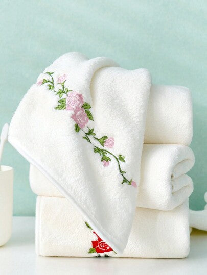 قطعة واحدة منشفة بيضاء بطبعة وردة مطرزة ، مصنوعة من البولي إستر بحجم مستطيل 70 * 140 سم أو 34 * 75 سم ، مناسبة للرجال والنساء والأزواج والعائلات والبالغين ، للاستخدام على مدار السنة ، سريعة الجفاف ، ماصة ، ناعمة ، للاستخدام في الحمام والفندق والنادي...
