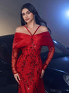 Glamrae فستان رسمي أنيق للعشاء بتصميم ملائم للاحتفالات والسهرات، بأكمام طويلة وياقة على الكتفين مع وشاح خلفي كبير, تصميم ذيل سمكة ولمعان من القماش الساتان مرصع بترتر أحمر رائع مناسب لرأس السنة، حفلات الزفاف والضيوف