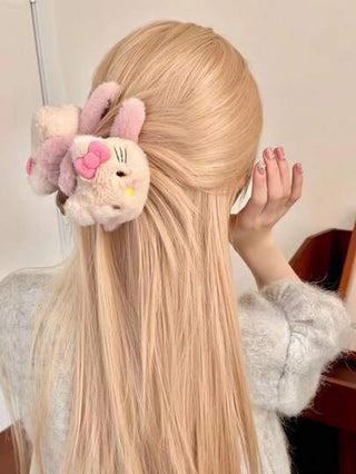 Sanrio قطعة واحدة، دبوس شعر ماربع كسنريو حيوان قطة هلو كيتي أنيق بشكل فراشة ذو لون وردي وبني، تصميم كرتوني لشخصية القط كي تي ،هدية مثالية لعيد الميلاد ،مناسبة للحبيبات