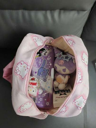 Sanrio حقيبة ظهر أنمي كرتوني كاواييي، حقيبة تخزين مناسبة للسفر والخارج، حقيبة كتف جميلة (قد تكون هناك اختلافات طفيفة في التصميم واللون بين الدفعات المختلفة) (قد تكون بعض الأجزاء عشوائية)، حقيبة، رول القرفة، حقيبة ظهر