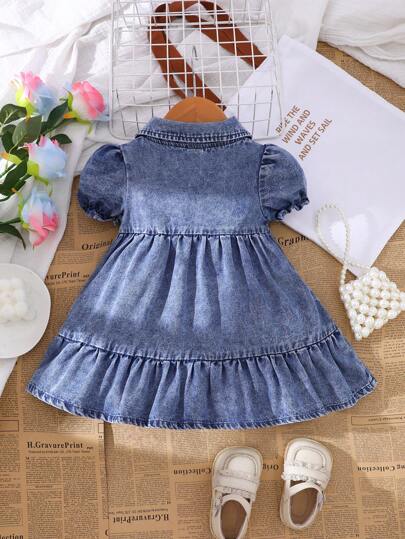 فساتين بيبي قطعة واحدة فستان جينز طفولي لطيف للبنات مطرز بنقوش الزهور، مناسب للأنشطة الخارجية والراحة في المنزل وحضور الحفلات (توزيع نقوش الزهور عشوائي)