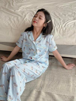 بيجاما DAZY طقم بيجامة ثنائي الألوان مطبوع بطبعة كلب بأكمام قصيرة للمراهقات