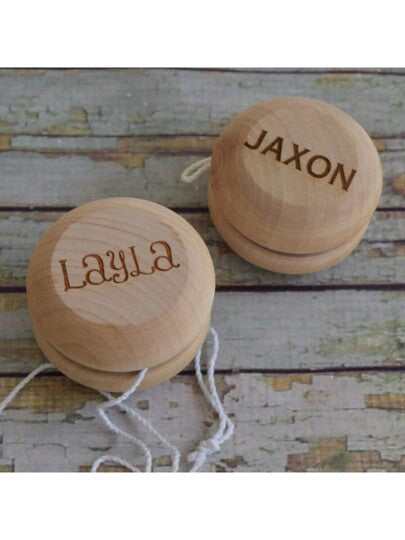 10 قطع ، 50 قطعة ، هدية شخصية لحامل الخاتم الخاص بالاحتفاظ بالخاتم يو يو مع اسم مطبوع ، هدية شكر لحامل الخاتم ، هدية زفاف خشبية يو يو شخصية، مناسبة للأعياد والذكريات السنوية وعيد الحب والزفاف