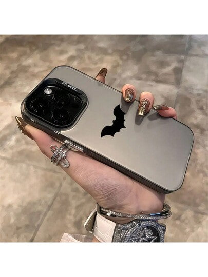 غطاء واقي للهاتف بنمط الخفاش - غطاء مقاوم للصدمات مع حماية عدسة الكاميرا للأيفون 11 و12 و 13 و 14 و 15 وSE/XR/X/7 بلس