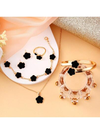 طقم مجوهرات: قلادة، سوار، أقراط، خاتم، مع قلادة زهرة محظوظة، هدية عيد ميلاد وأعياد